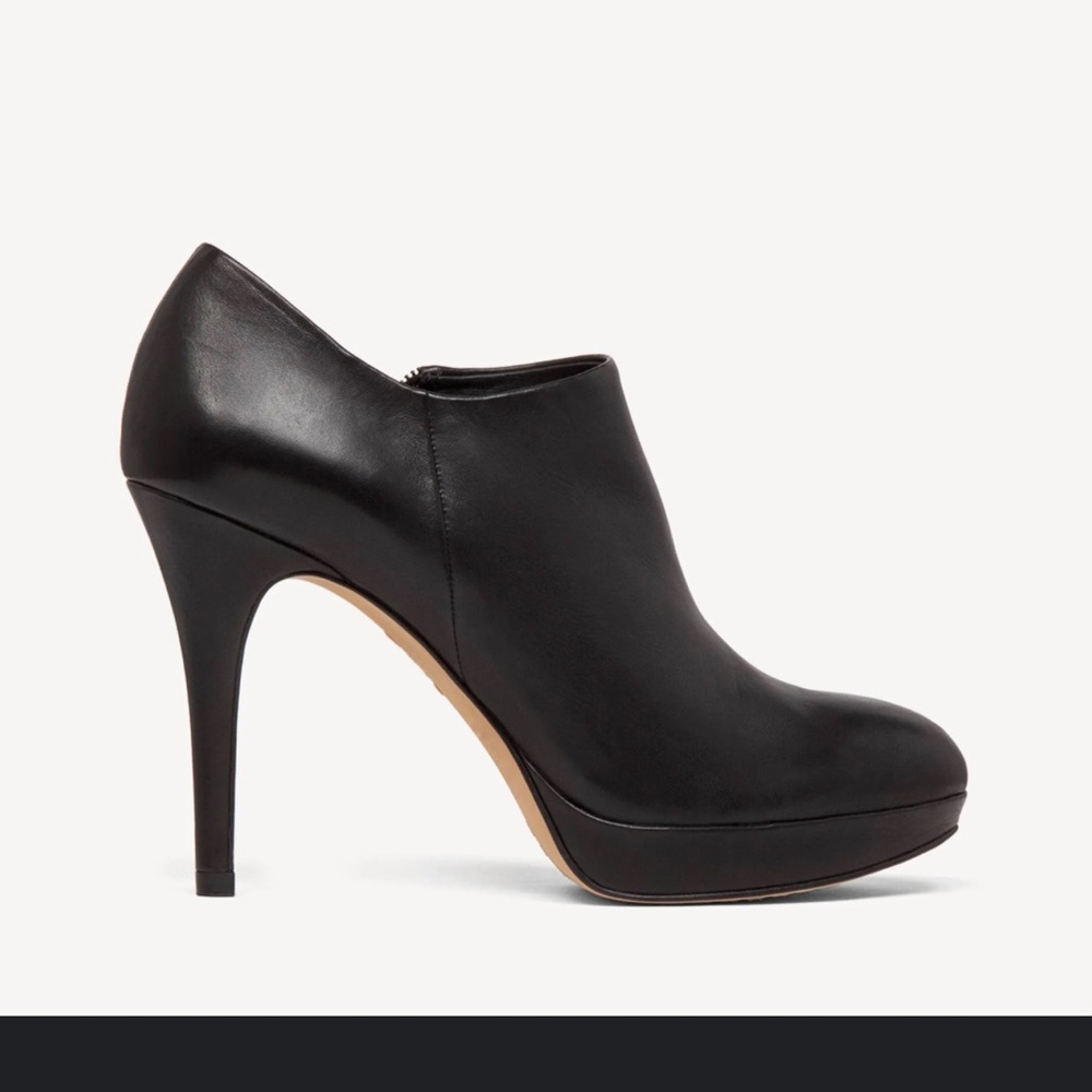 Vince Camuto Elvin Black Heeled Ankle Boots - Picture 13 of 13